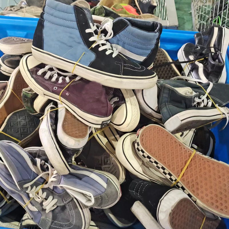 High Quality Branded Men Second Hand Mixed Shoes Sports Bulk Used Basketball Shoes 23 KG