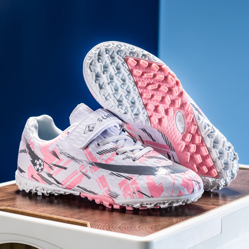 The Newest Lightweight High-Quality Professional Men's Soccer Sneakers Breathable Anti-Slip for Optimal Performance