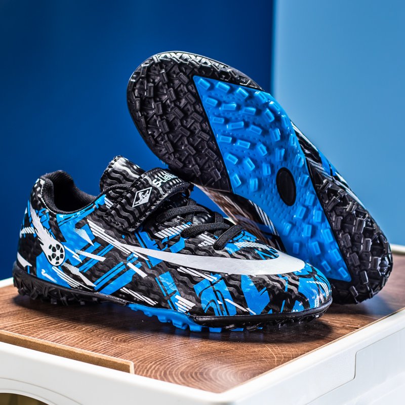 The Newest Lightweight High-Quality Professional Men's Soccer Sneakers Breathable Anti-Slip for Optimal Performance