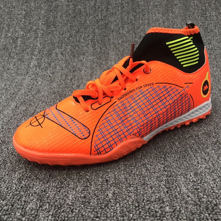 Designer Soccer Shoes Outdoor Men Boys Soccer Shoes Football Boots High Ankle Cleats Training Sport Sneakers Football Shoes