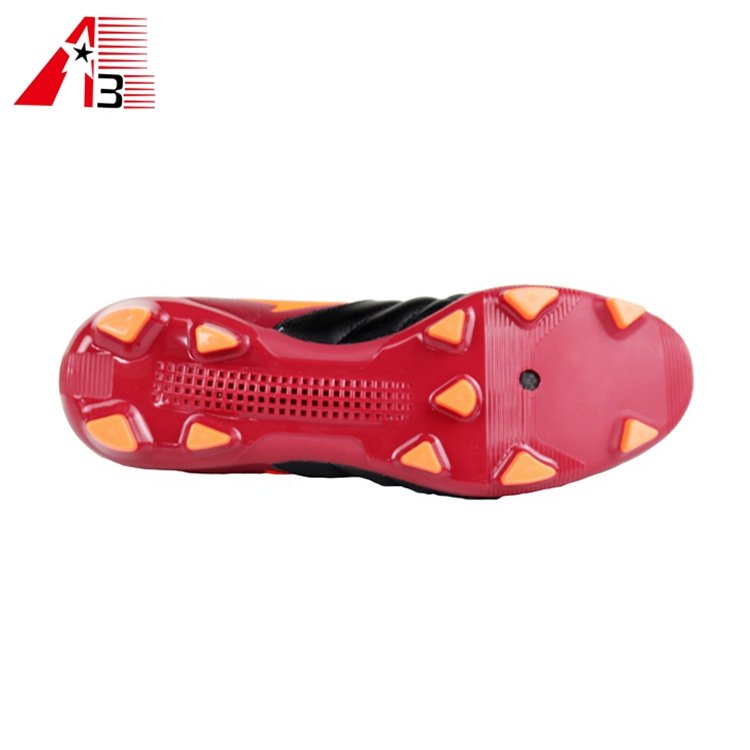 China factory high quality soccer shoes football 2020 new fashion low price training shoes for football