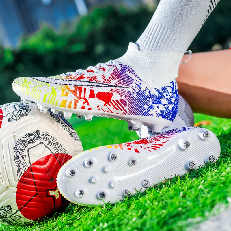 2024 Hot new style Wholesale customization New Football Boots Soccer Shoes Factory Price Customized Men's Soccer Cleats