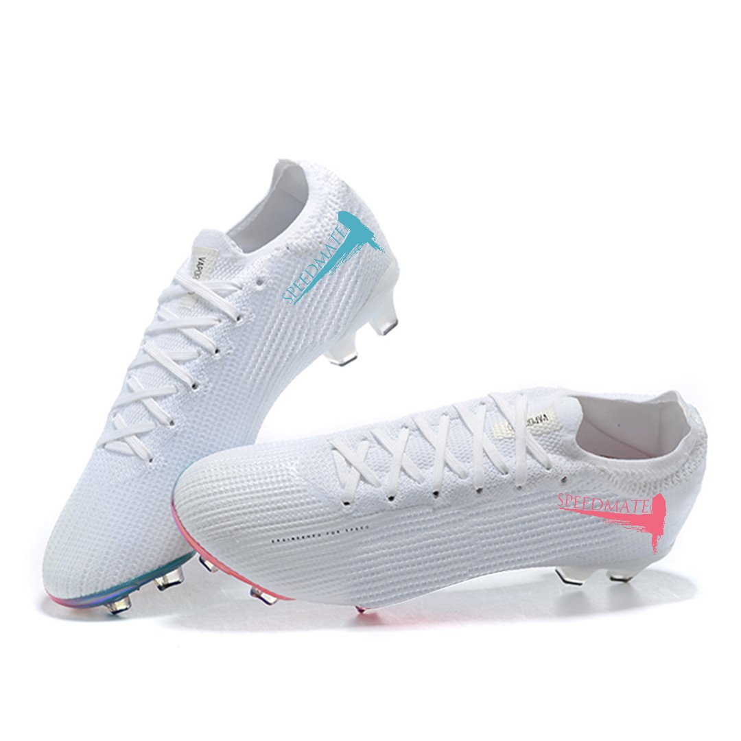 Professional Kids athletic outdoor shoes boys FG spike soccer shoes Training Adult Ankle Custom New style Cleats