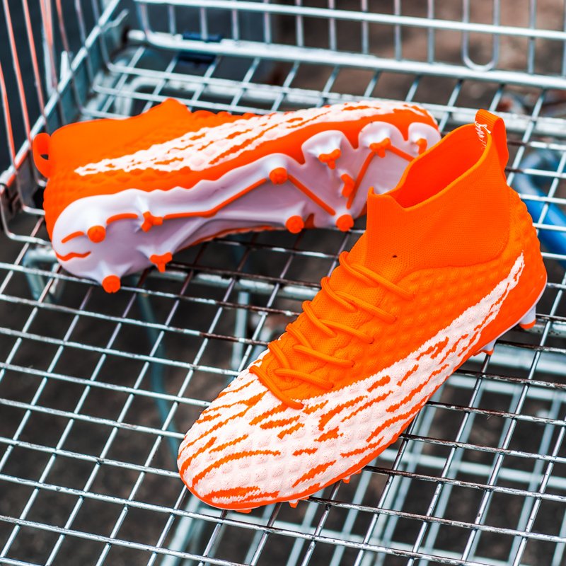 New Football Boots Adult Outdoor Primitive Anti -Skid Sports Football Shoes Youth Training Indoor Student Soccer Boots