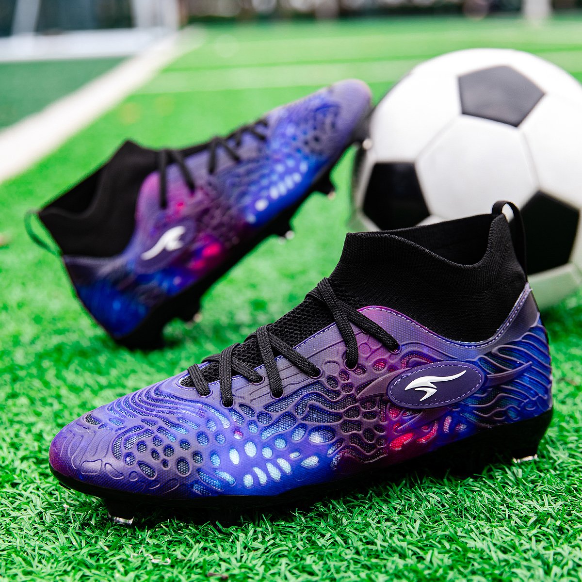 Factory direct price soccer shoes Men's Soccer Football Shoes for Summer Spring Autumn Winter Sports turf soccer shoes low price