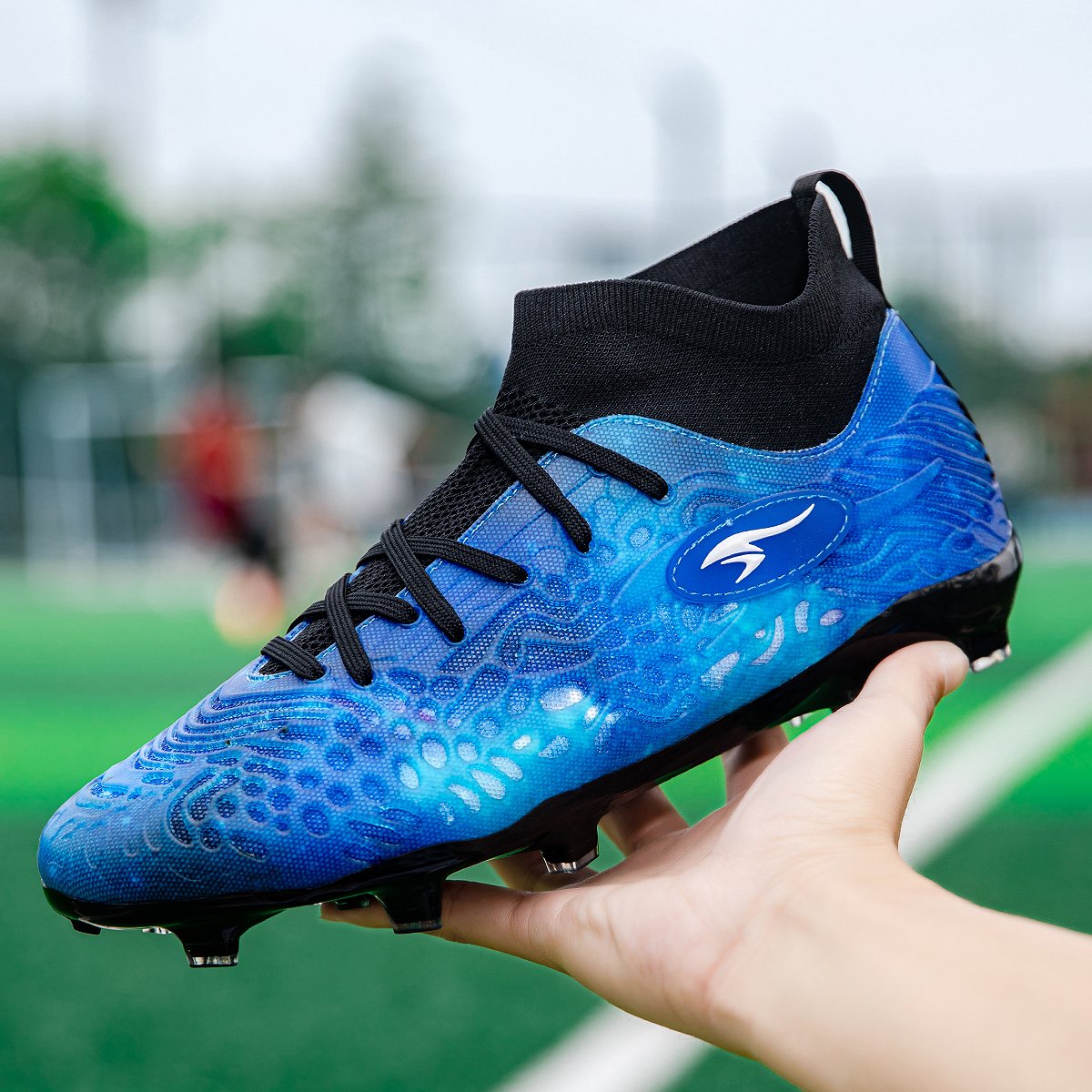 Factory direct price soccer shoes Men's Soccer Football Shoes for Summer Spring Autumn Winter Sports turf soccer shoes low price