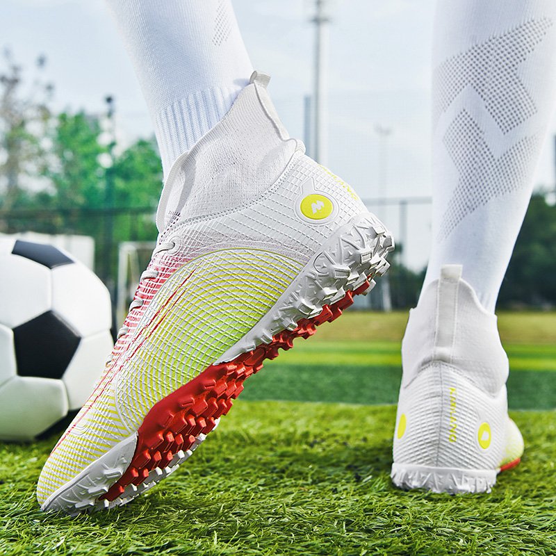 Factory Supply High-top Men's Football Shoes Youth Training Student Foot Boots Sports Soccer Shoes