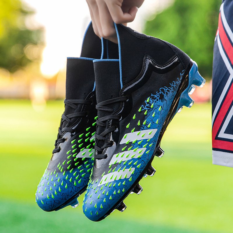 Unisex High-Performance Football/Soccer Shoe New Anti-Slip Traction Design Durable for All Seasons-Summer Winter Spring Autumn