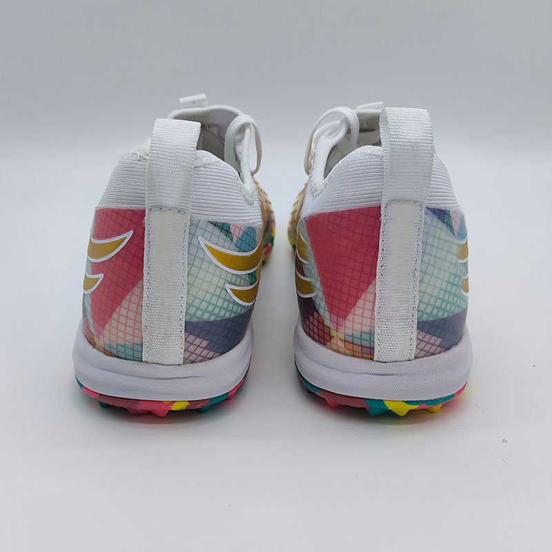China Factory Wholesale New Fashion Classic Football Shoes High Quality Sports Football Soccer Shoes Breathable Football Sneaker