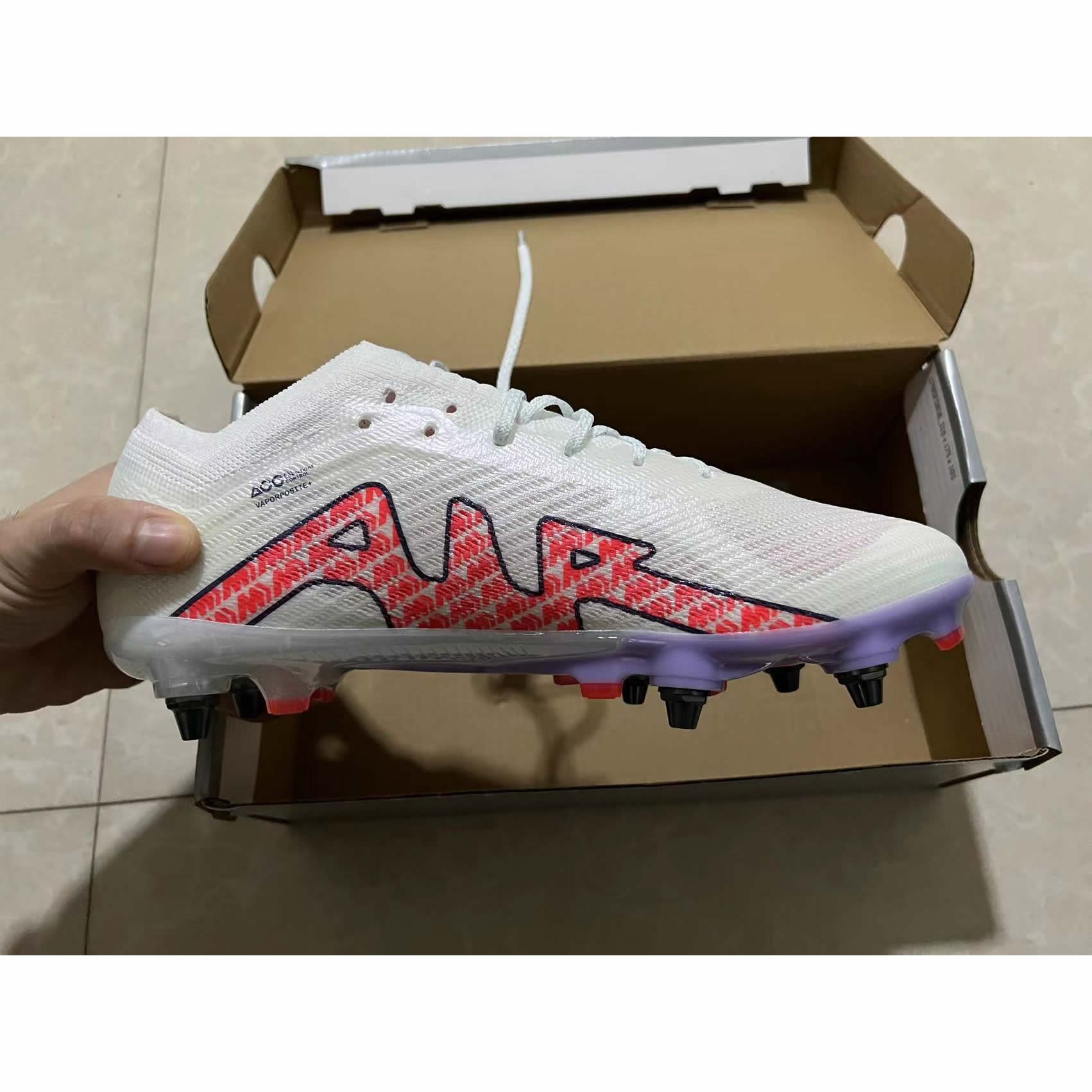 2022 new factory direct brand mens waterproof air IX Pro SG football soccer cleats wholesale football soccer shoes boots