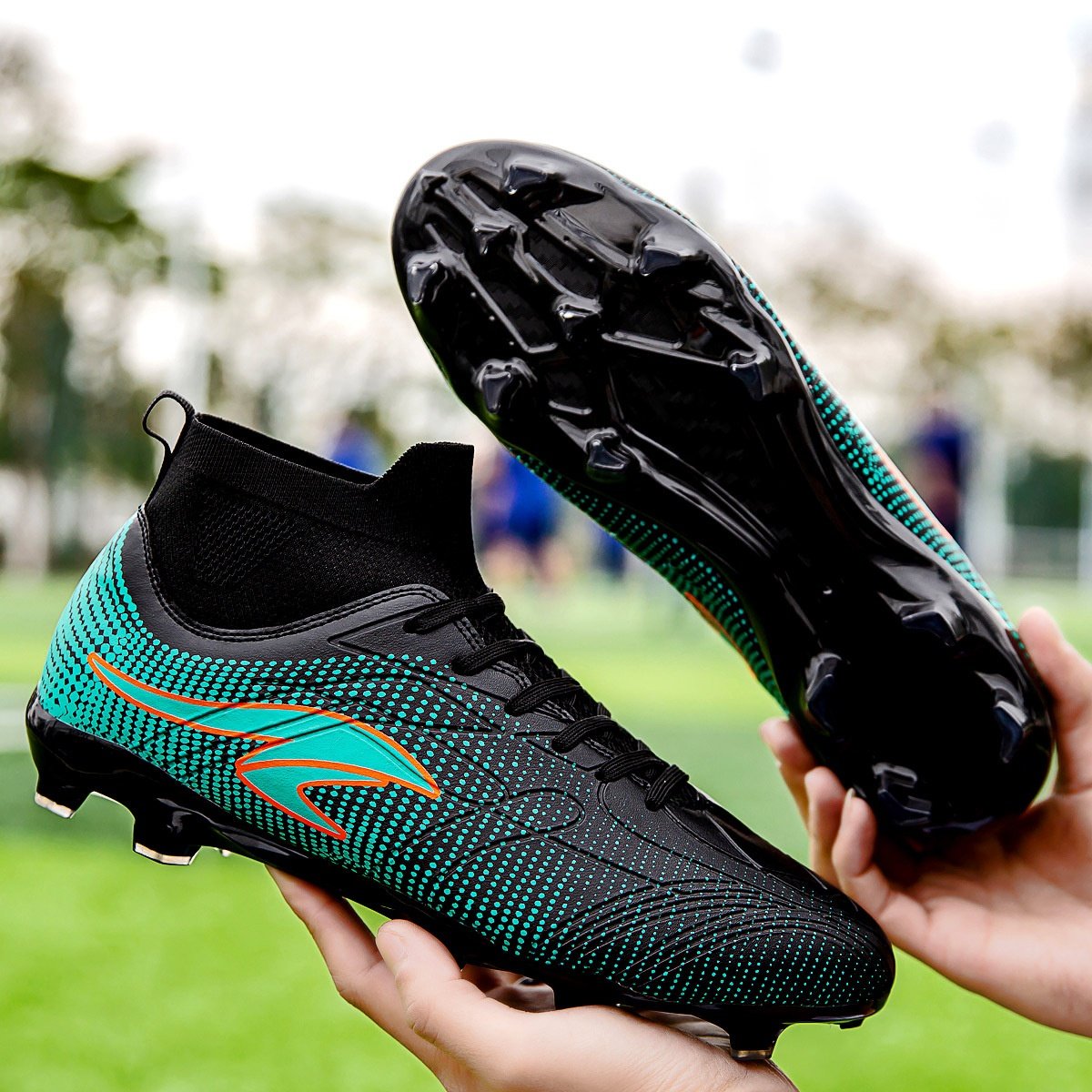 Spring 2024 New Children's Vocational Training High-top Football Shoes Cross-border plus size Long Broken Nail Shoes Campus