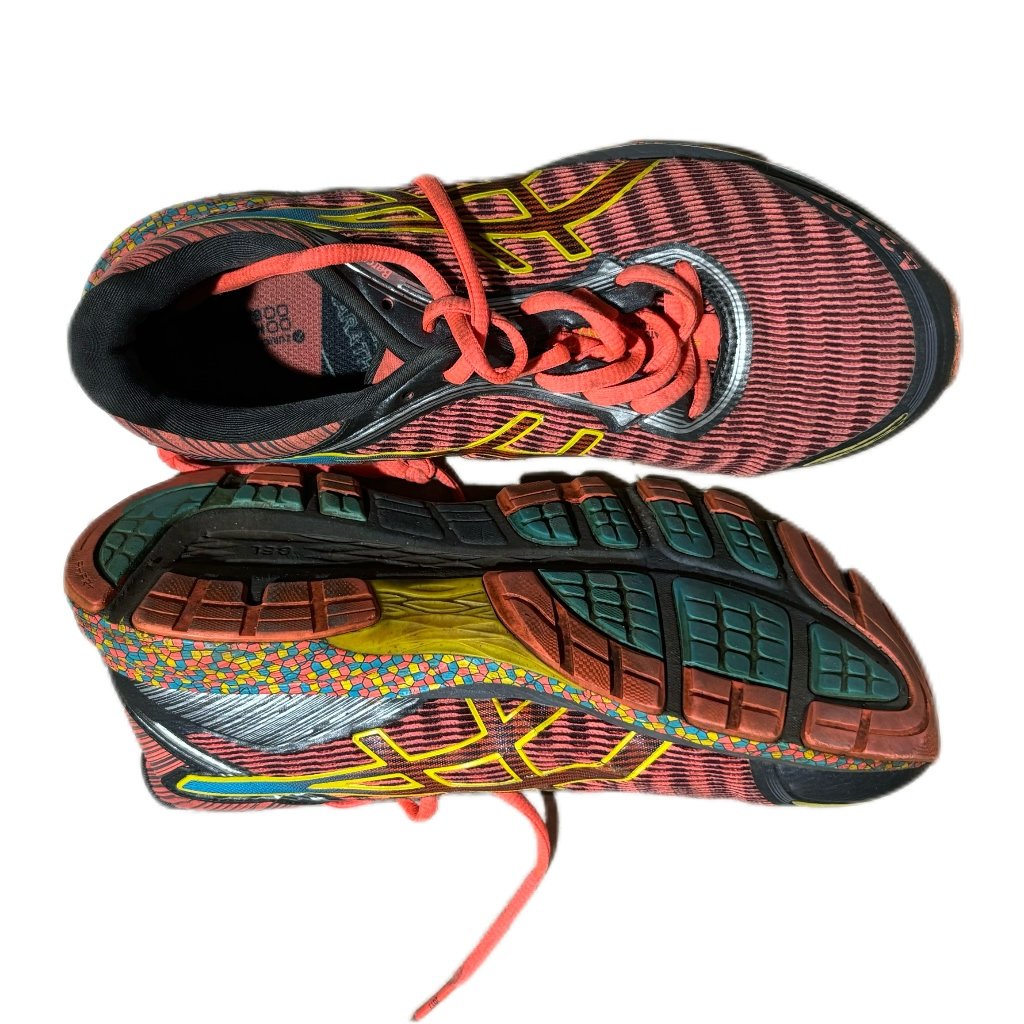 International Brand Preloved Men's Soccer Shoes Second-Hand Football Sneakers Shipped to Iraq Used Bales for Soccerball