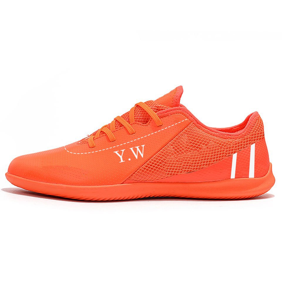 2024 Wholesale Indoor Soccer Shoes Futsal Shoes Factory Customize Indoor Football Soccer Shoes