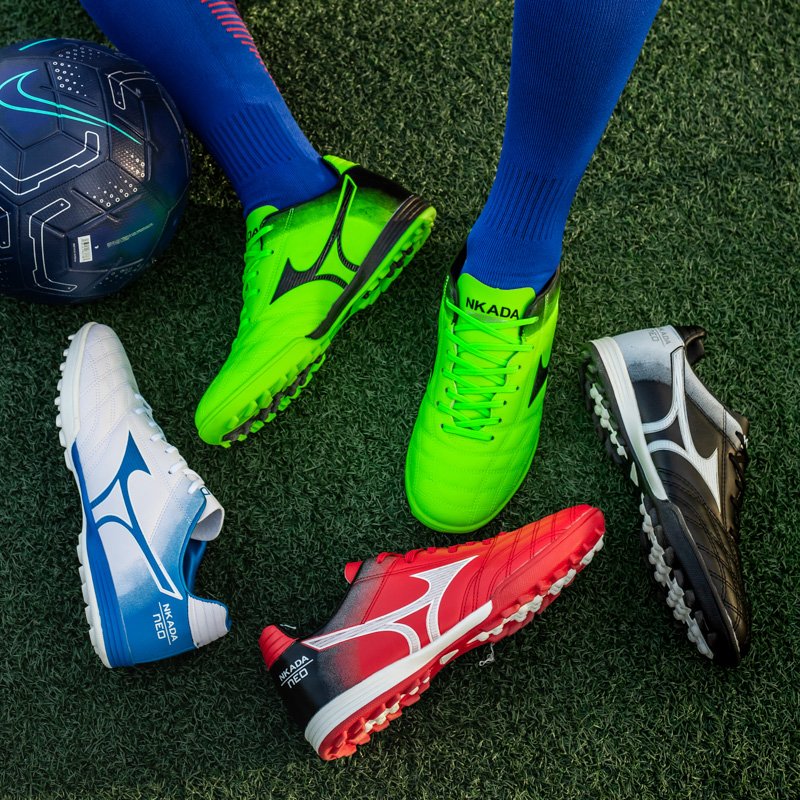 New Arrival Soccer Shoes Men's Non-Slip Wear Training Shoes