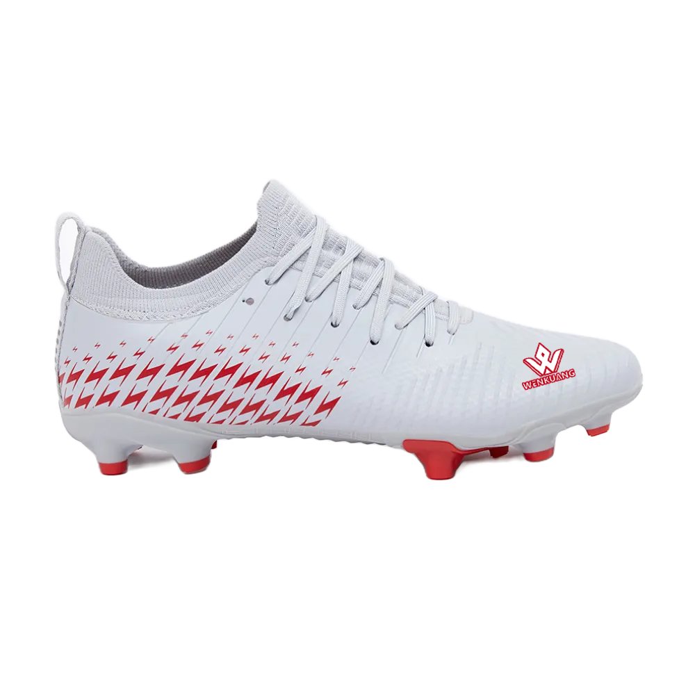 Fashion High Quality Breathable Men Sport Football Shoes Professional Soccer Footwear Free Custom Zapatos De Futbol Para Hombre