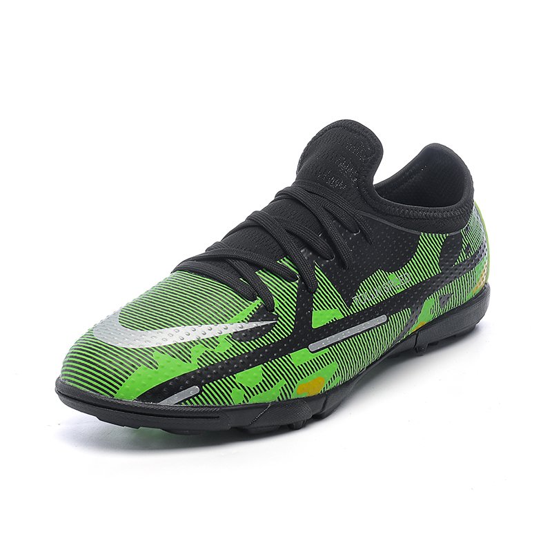 Wholesale High Quality Kid Soccer Shoes Non-slip Big Size Custom Brand Football Shoes China