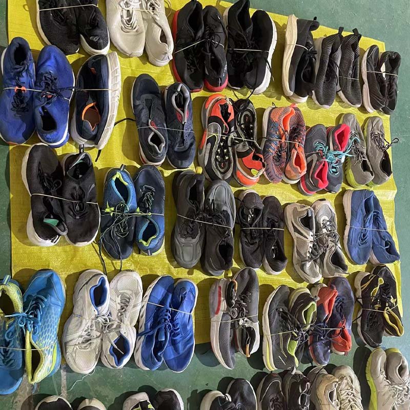 soccer shoes second hand boots used shoes in bales basketball wholesale stock lot used ladies flat shoes