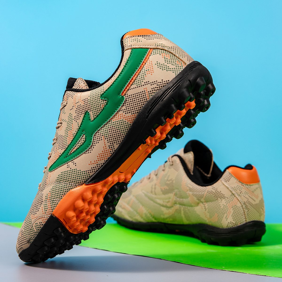 Factory Professional Men's Soccer Boots Classical Football Training Shoes TPU Winter Spring Autumn Cotton Fabric Lining