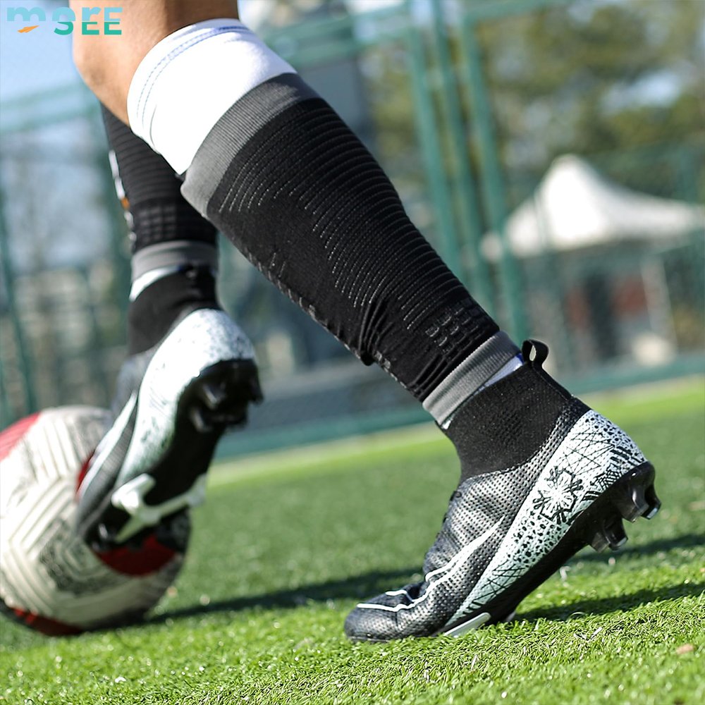 SeeMore Adults Athletic Outdoor Original Professional Football Training Mens Soccer Shoes Cleats