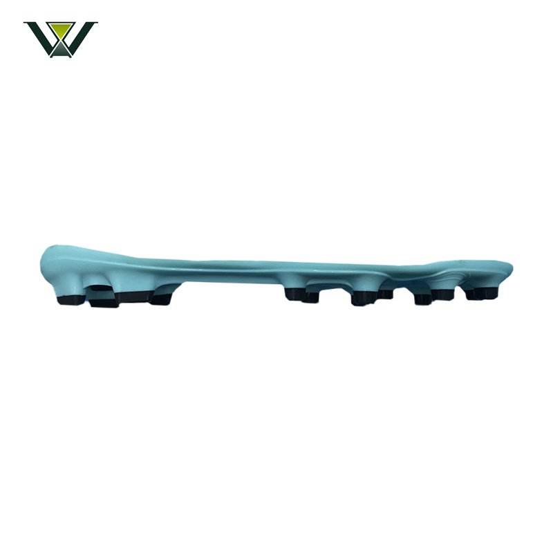 DK suela factory good quality sneaker outsole tpu football shoe sole wear resistant soccer shoe sole for football shoes