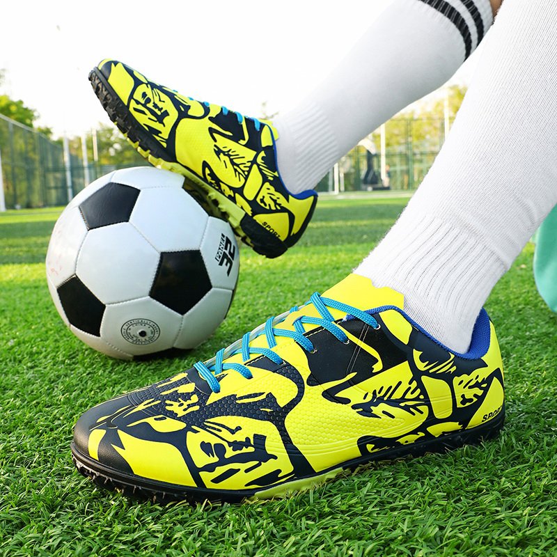 2023 New Design Football Sneakers Sports Men'S Football Turf Shoes Soccer Shoes For Men