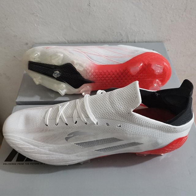 Football Boots Soccer Shoes For Men high quality boots sneaker outdoor soft and comfortable shoes
