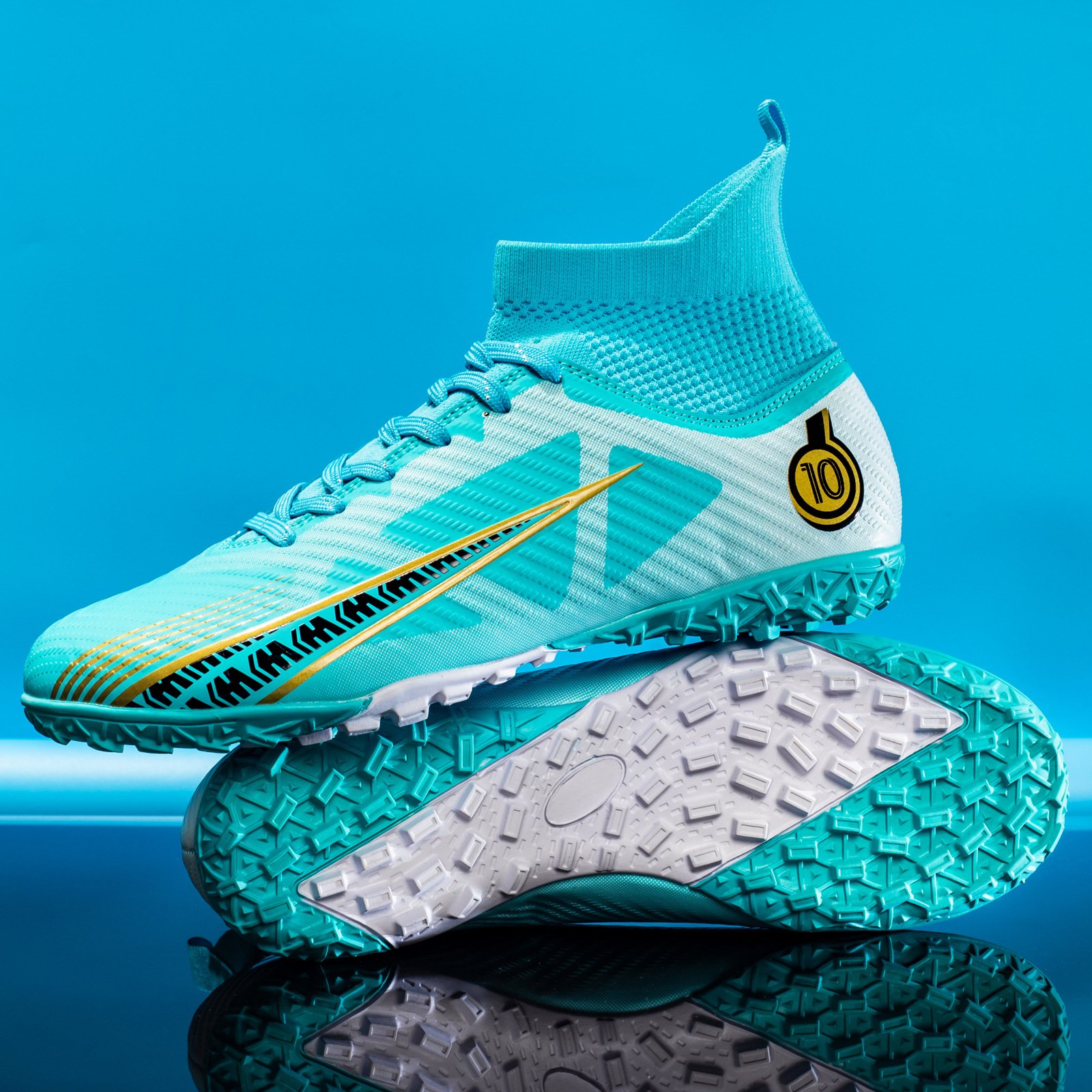 High-Top Men's Customized Football Boots Turf Anti-Skid Soccer Shoes for Summer Spring Autumn Winter