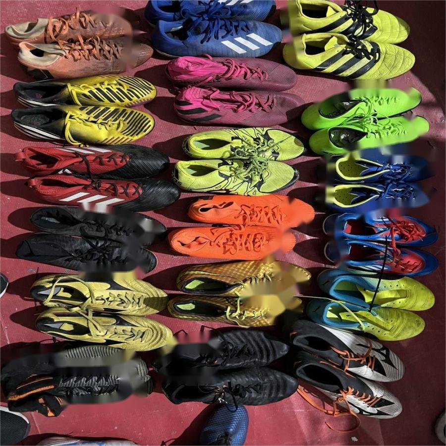 s25 factory cheap price used shoes football men Bale sneakers Second hand shoes clean mix football used bale shoes branded