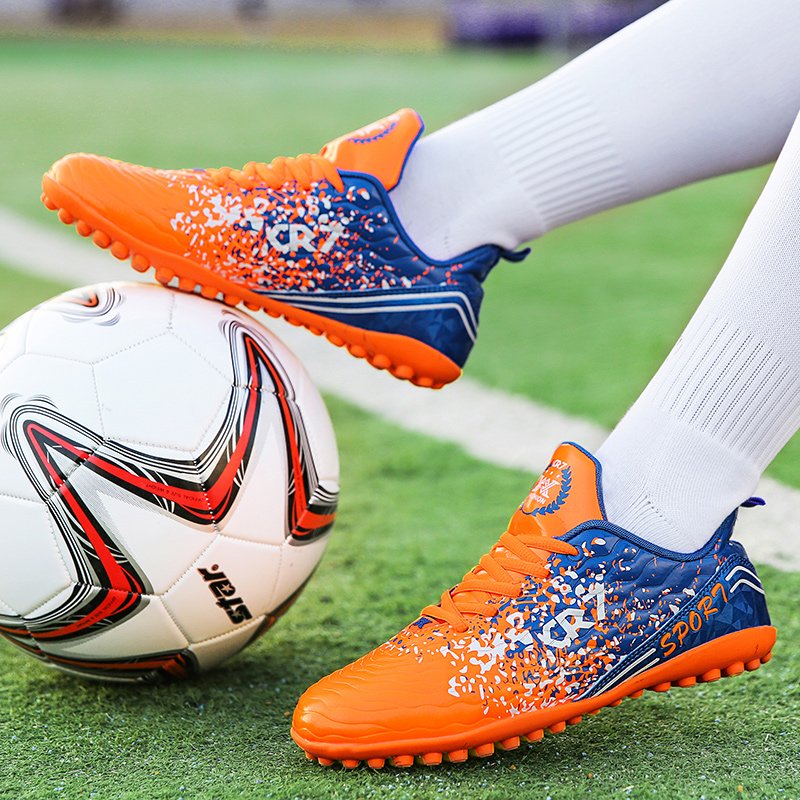 Topsion 2023 Trending Products Custom Woman Football Difeno New Sell Soles Soccer Shoes Indoor