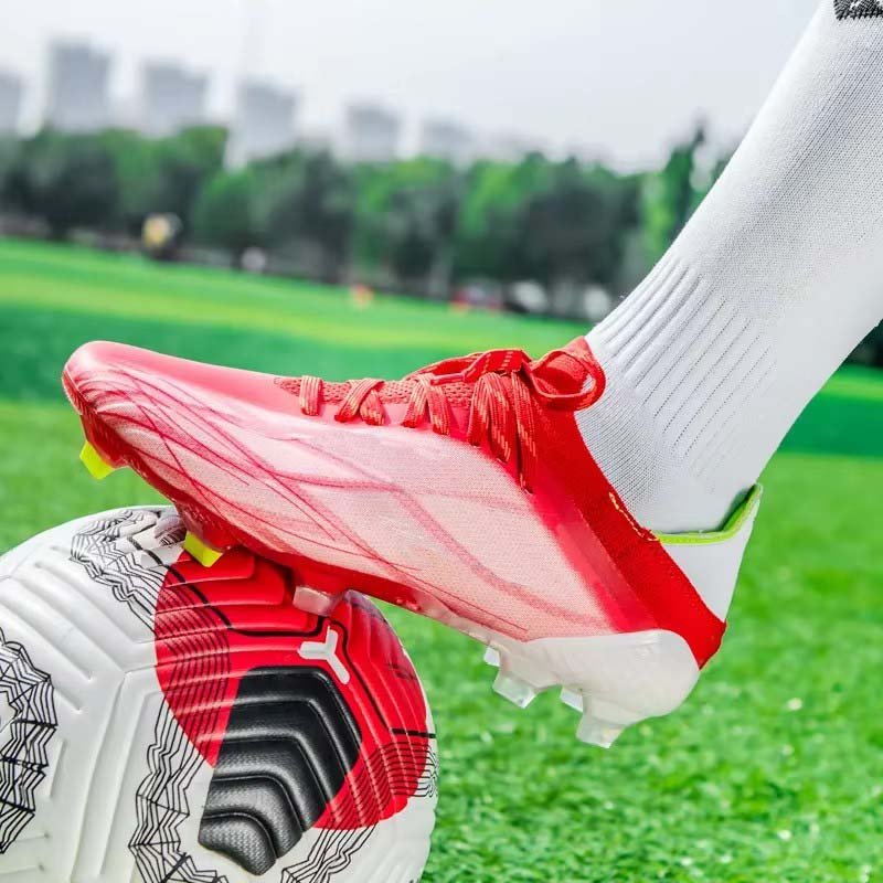 Hot Selling Wholesale Football Shoes Men Good Quality Custom Soccer Shoes Football Original Gold