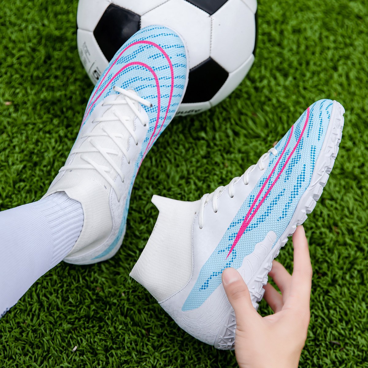 Unisex High-Performance Soccer Cleats Direct Sale Football Sports Shoes for Summer Winter Spring Soccer Players