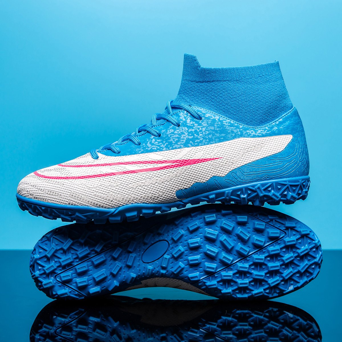 Unisex High-Performance Soccer Cleats Direct Sale Football Sports Shoes for Summer Winter Spring Soccer Players