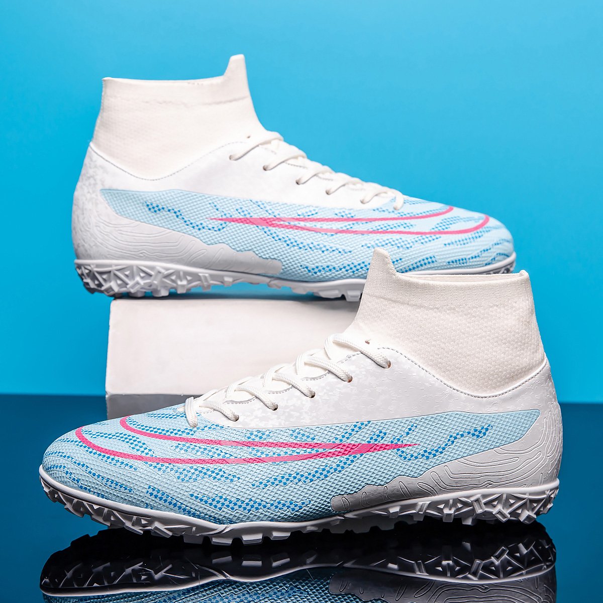 Unisex High-Performance Soccer Cleats Direct Sale Football Sports Shoes for Summer Winter Spring Soccer Players