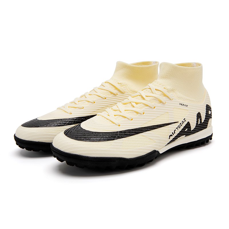 Wholesale Professional Custom Popular Design Freak Fg/Tf Solid Training Sport Soft Match Athletic Man Women Soccer Cleat Shoes