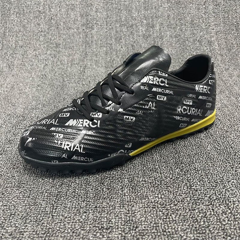 Mammon Fashionable Style Soccer Shoes For Men Soccer Boots Best Selling Football Shoes OEM Products