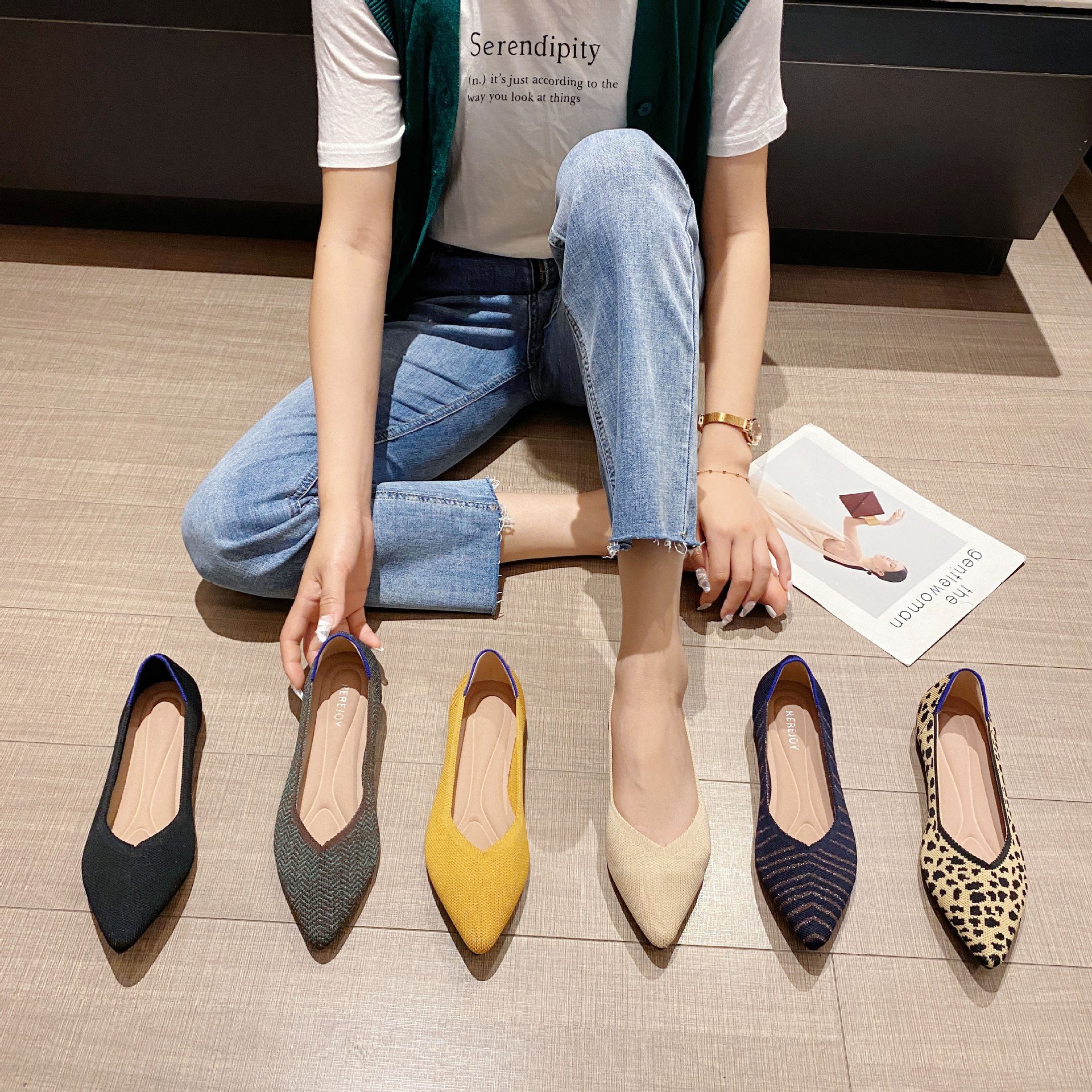 2023 Comfortable fashion walking shoes for women