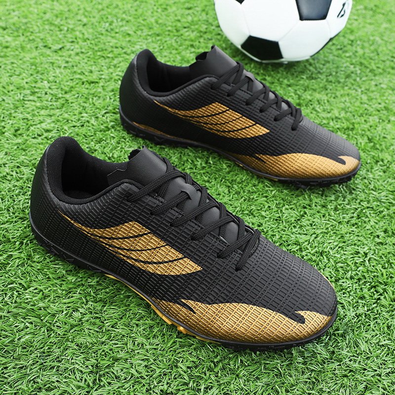 Wholesale Oem Odm custom original trend flat training sports football competition fashion classic men's and women's soccer shoes
