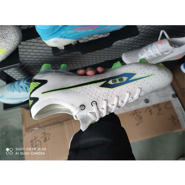 Professional Customized Outdoor Competition Training Adult Youth soccer cleats Men's Football Boots Adult Football Shoes