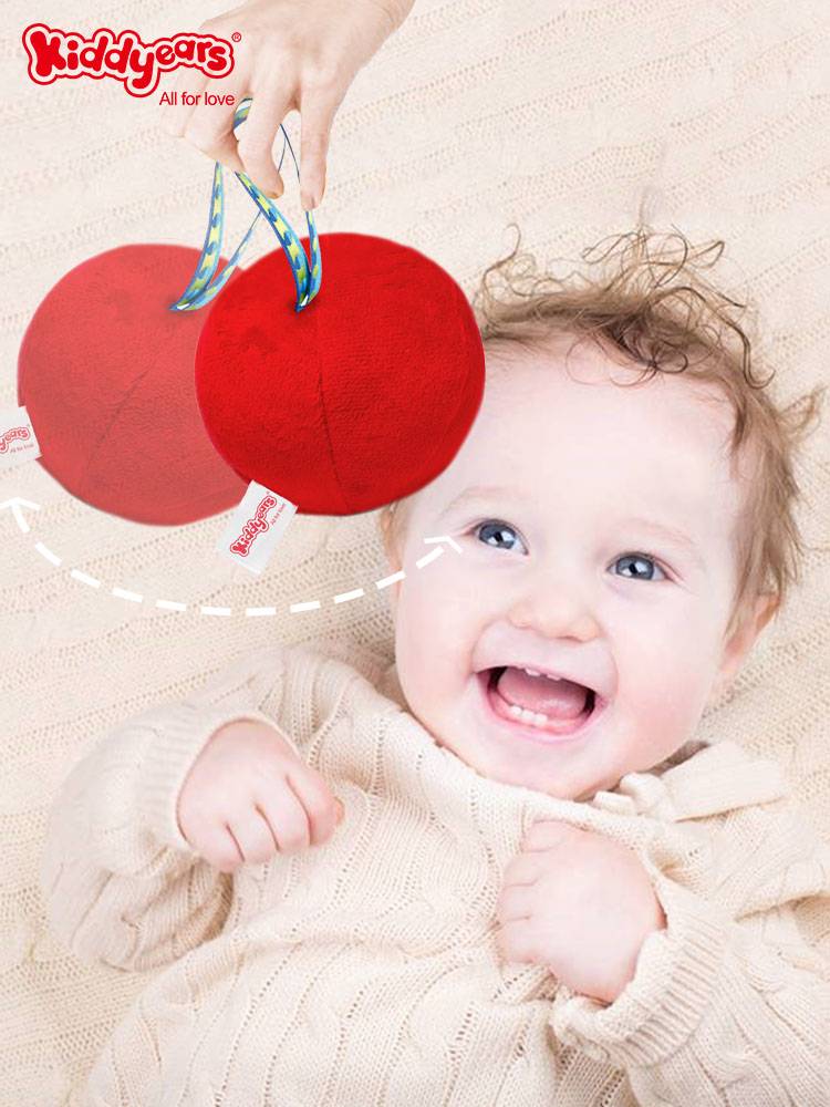 Baby red pursuit of visual balls to listen to cloth balls can bite vision training baby to reconcile red ball black and white toys