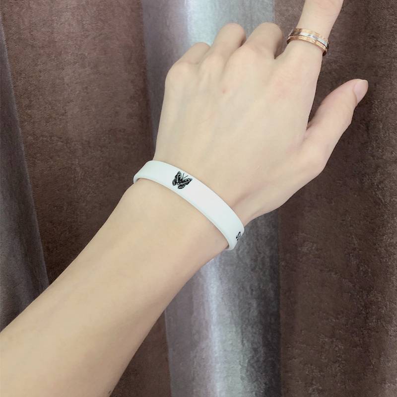 Butterfly white 1