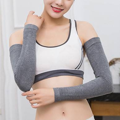 Sports elbows are thicker and longer in the autumn and winter, arm joints are warm and wrist-protected
