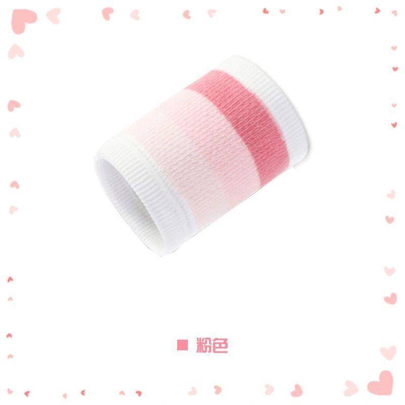Pink wrist (1 installation)