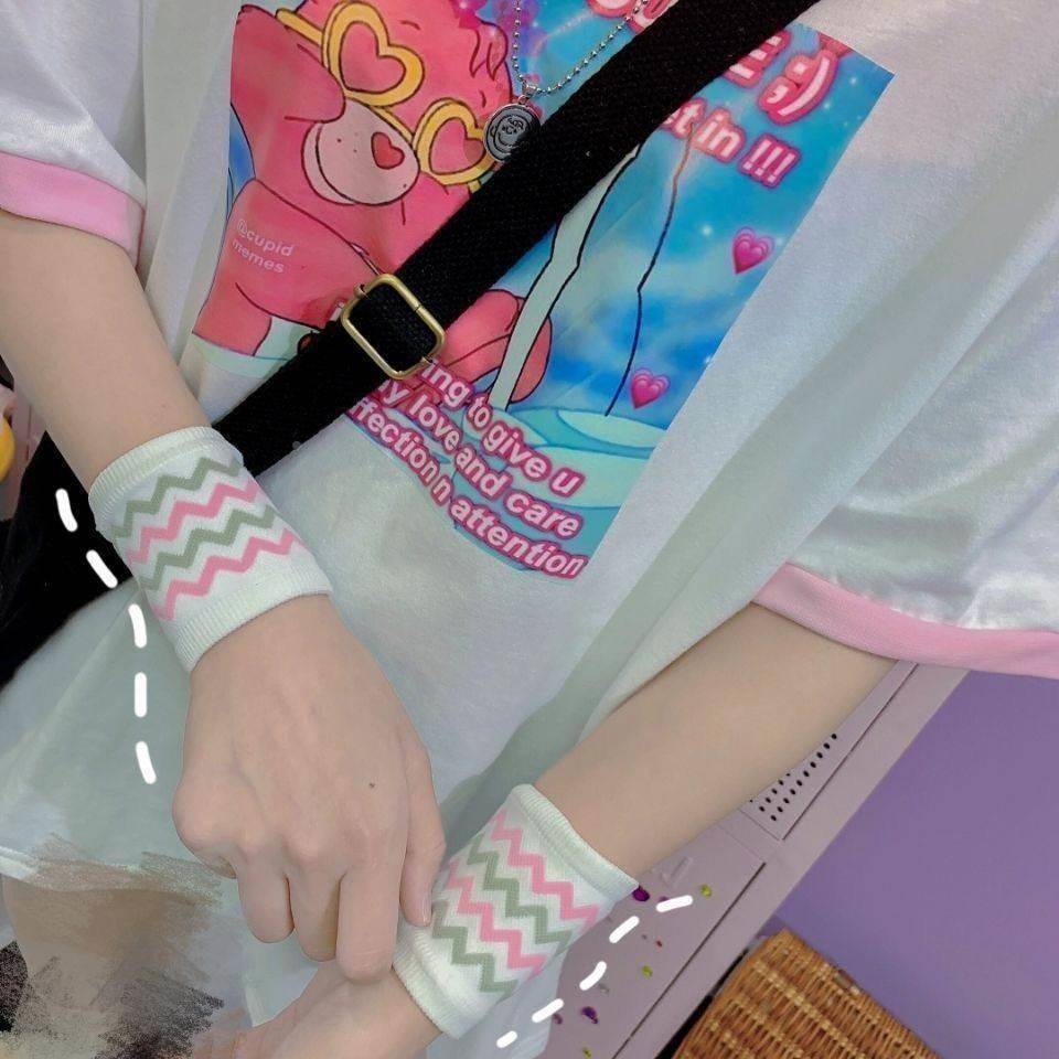 Pink wave wrist care (2 installed)