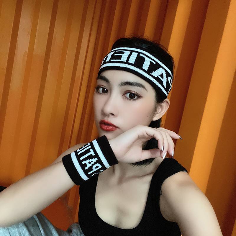 Korean version of boys and girls sports wrist care guard sweat wolf belt children's group performance protective gear absorption wrist -absorbent accessories