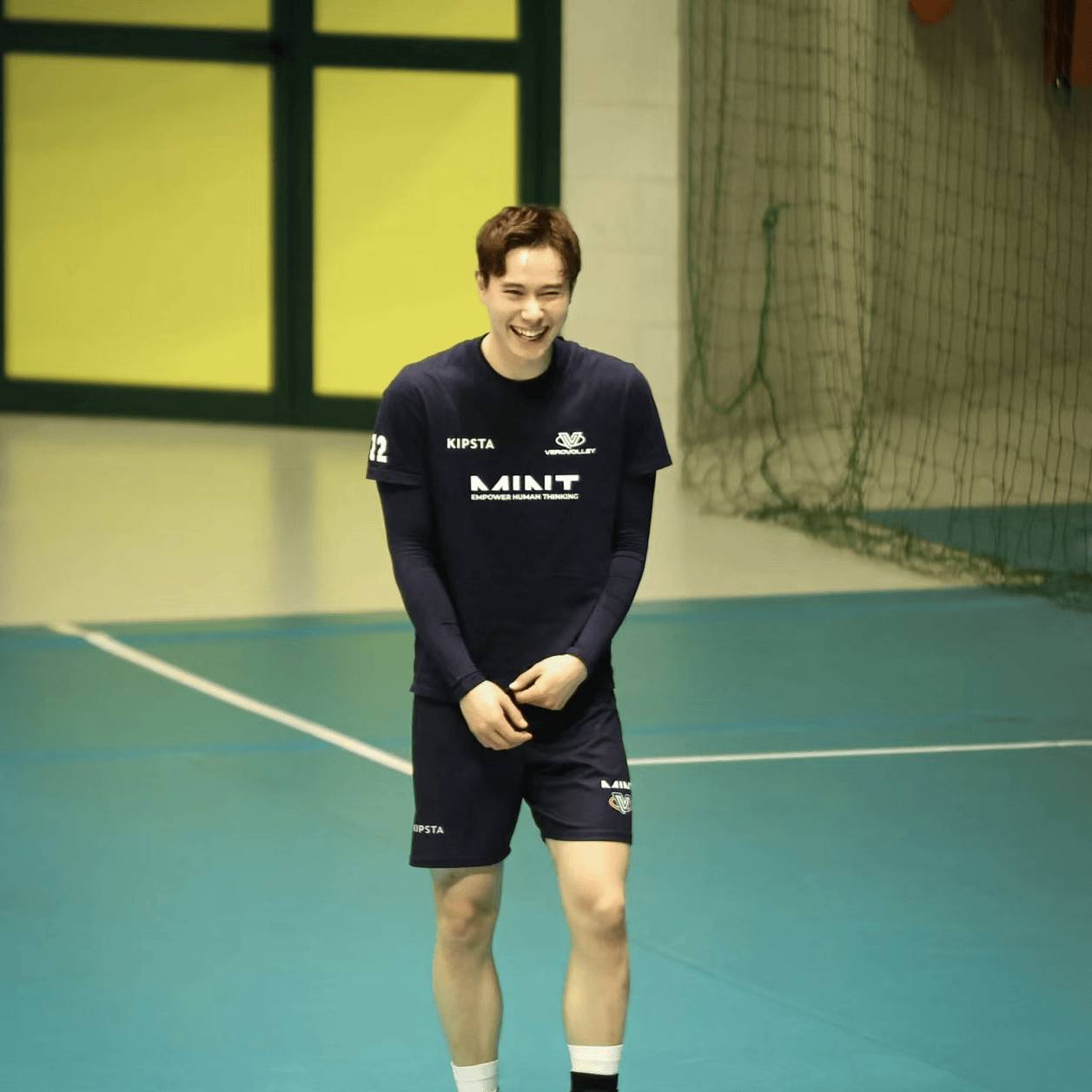 Highbridge Blues, same volleyballs, short sleeves and cuffs