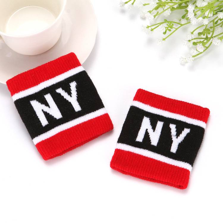 Two motion wristbook badminton basketball guard wrist children's hip -hop street dance knitted letters warm wrist