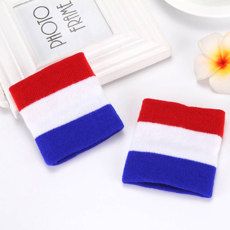 Two motion wristbook badminton basketball guard wrist children's hip -hop street dance knitted letters warm wrist