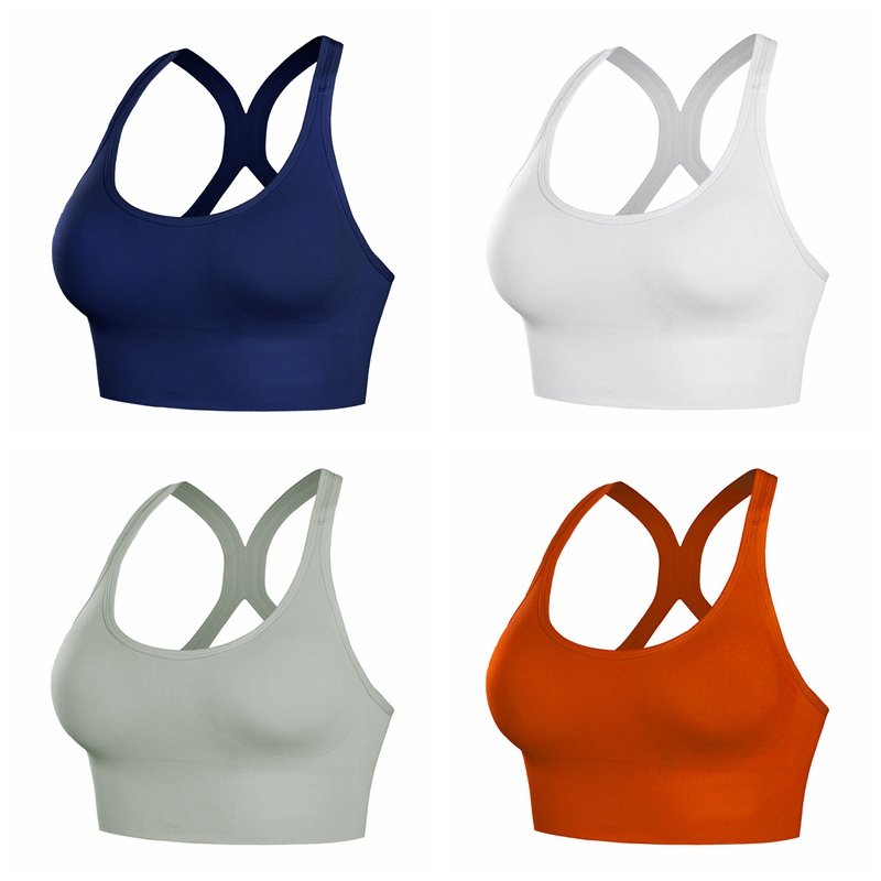 Bikini's chest is steel-free, so we can get together with a single swimsuit with a bra on it