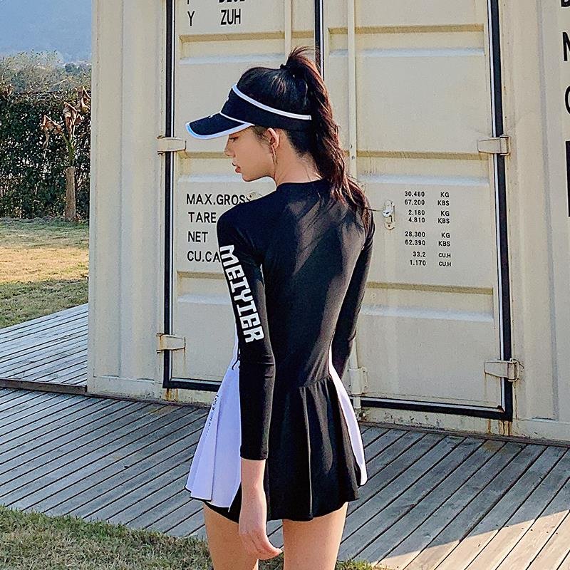 Korea Long-Sleeve Swimming Ride Ride