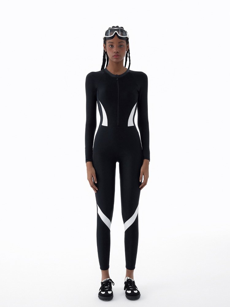 A new 2024 for a swimsuit girl with long-sleeved pants and a special jellyfish surfing suit